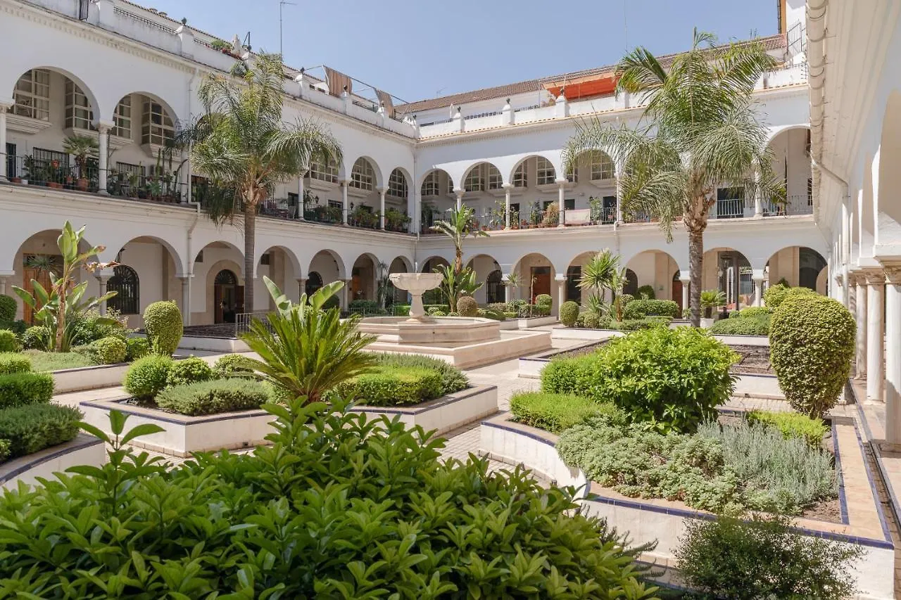 Avanti Luz De Sevilla, Hazte Un Regalo Y Disfrutalo 0*, Sevilha
